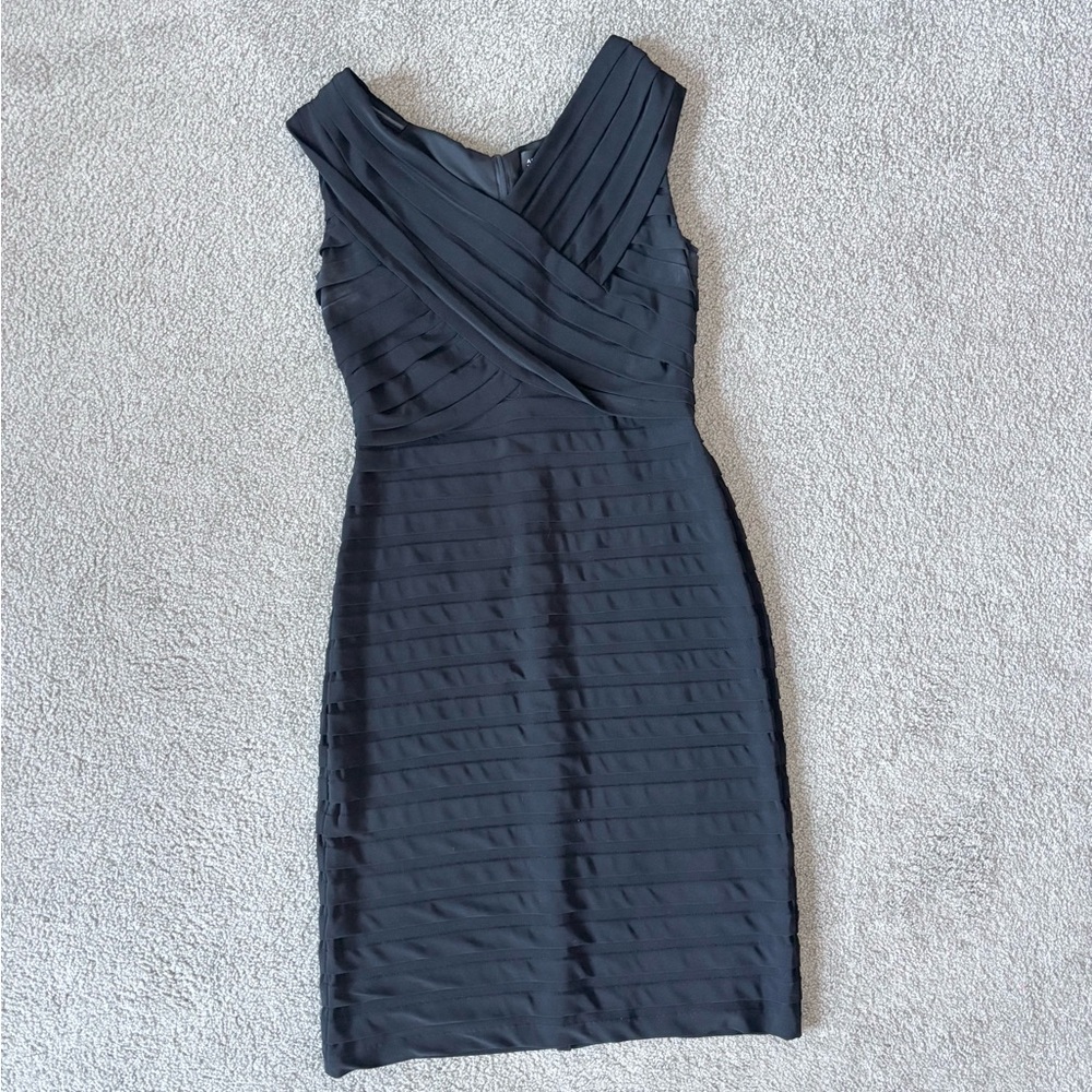 Elegant Black Sleeveless Dress